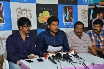 Jayammu Nischayammu Raa Movie Preview Press Meet